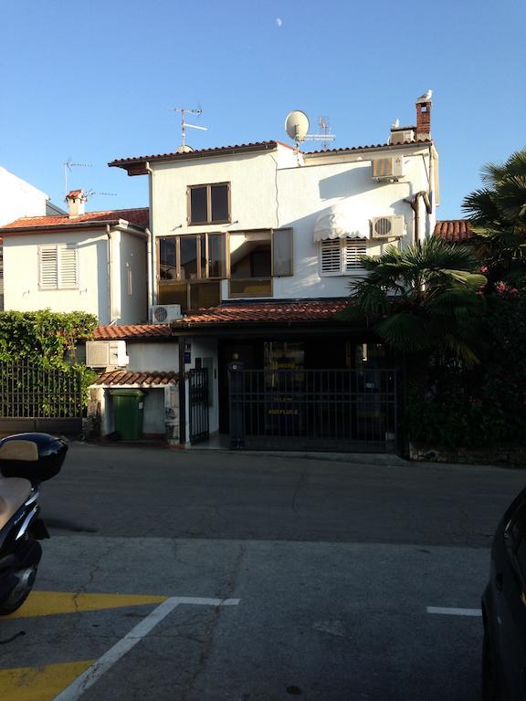 Apartment Oliva *